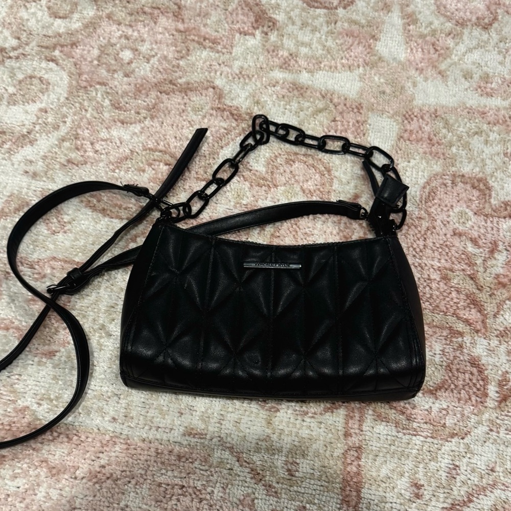 Black Quilted Chain Shoulder Bag - Picture 1 of 3